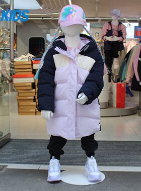 特步儿童2025年冬女小童户外保暖防风中长连帽羽绒服6754241A3135