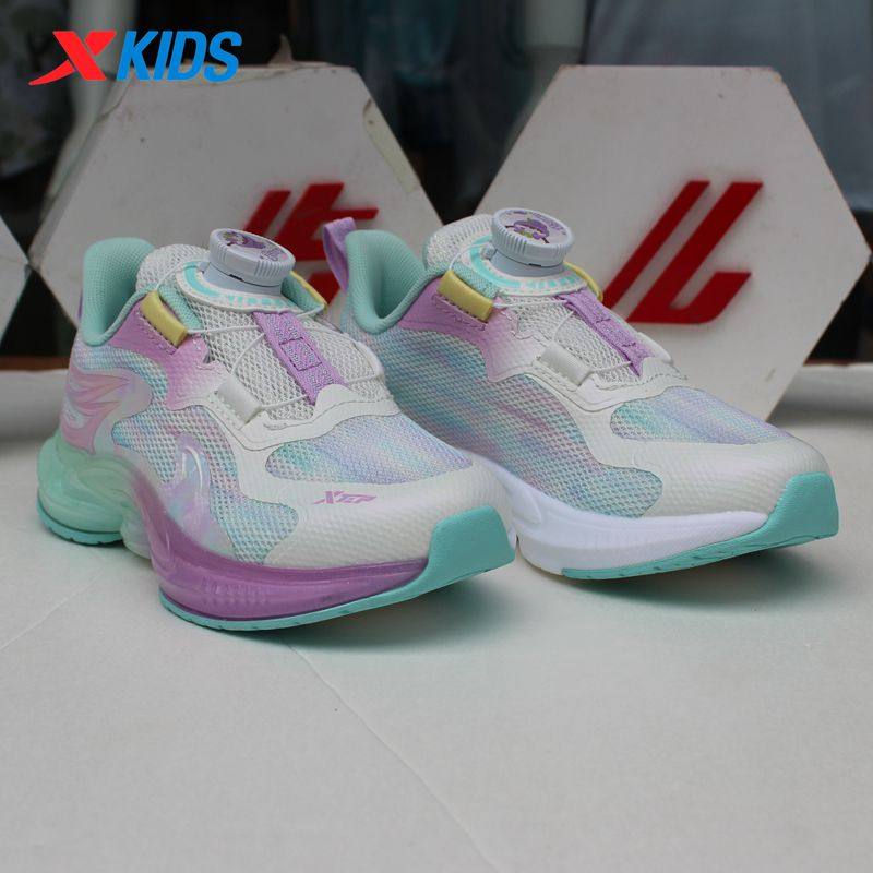 特步童鞋春秋季新款女童跑步鞋网面透气追光运动鞋676314113009