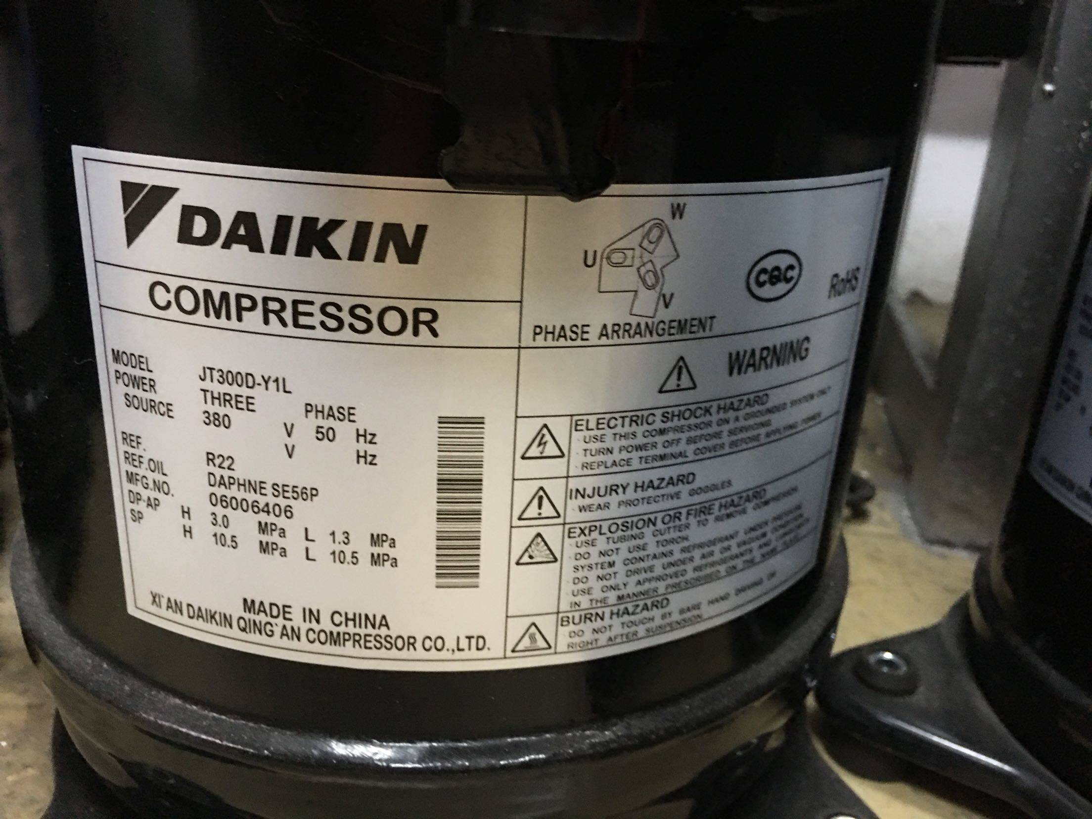 jt300d-y1l jt335d-y1l jt315d-y1l原装全新大金空气能空调压缩机