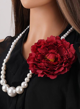 欧美夸张复古仿真花朵装饰项链珍珠串珠女毛衣链胸花可拆卸双用款