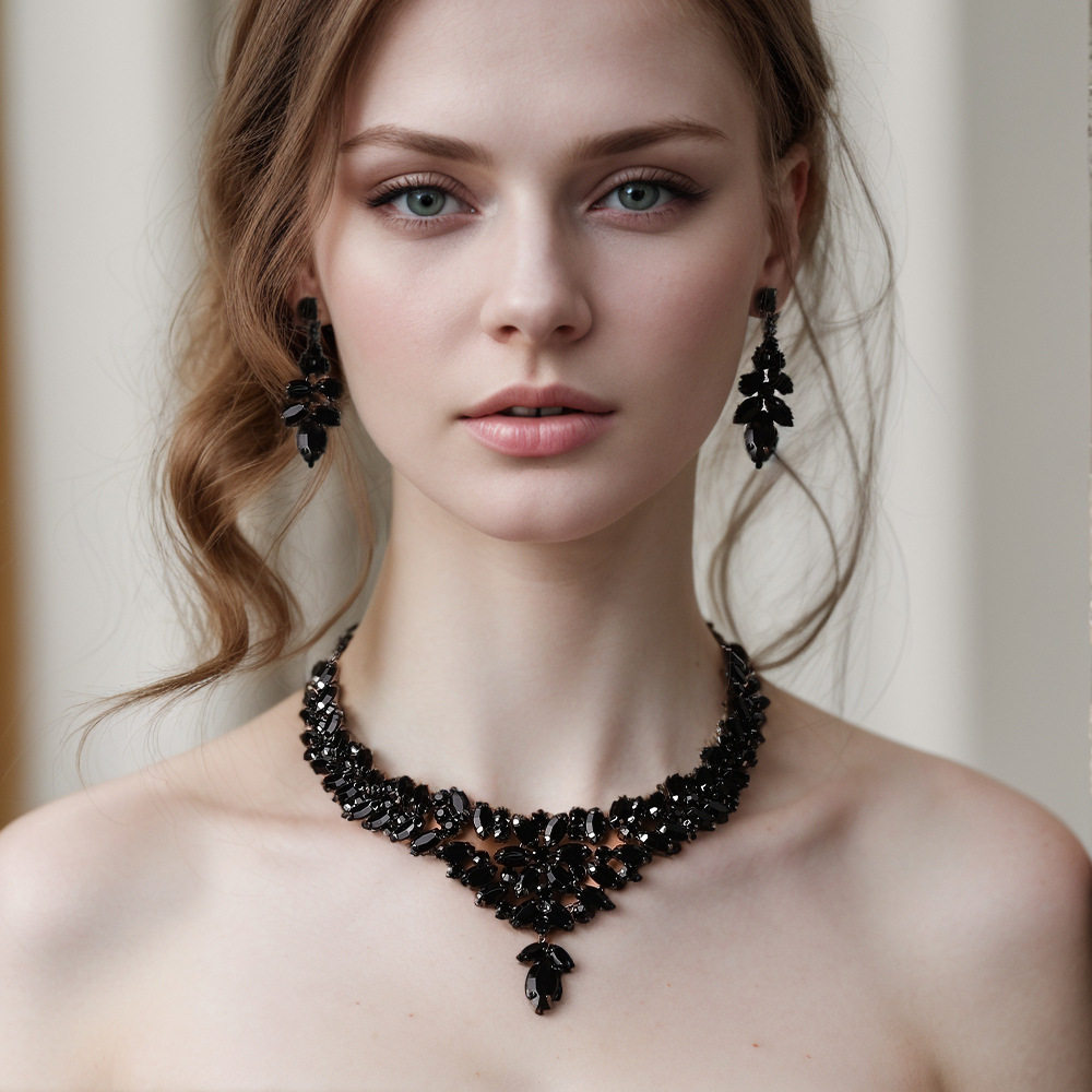 新娘水晶项链耳环套装女轻奢小众设计感高级气质名媛风锁骨链配饰