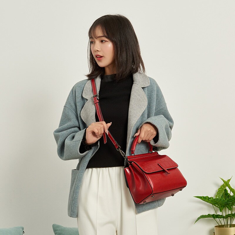 2026夏季真皮女包新款手提女士单肩包斜挎女通勤2026红色婚包真皮