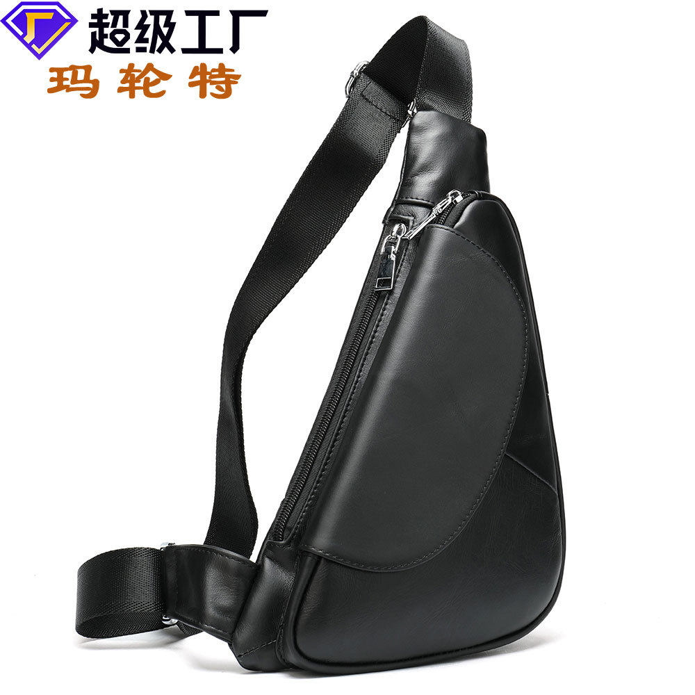 2025秋冬个性真皮男士胸包 日韩创意软皮三角包休闲运动胸前挎包
