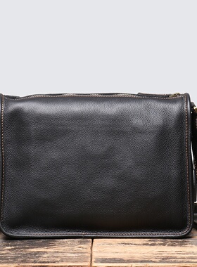 2026春夏新款男士真皮单肩包手工牛皮斜挎包休闲简约ipad小方包男