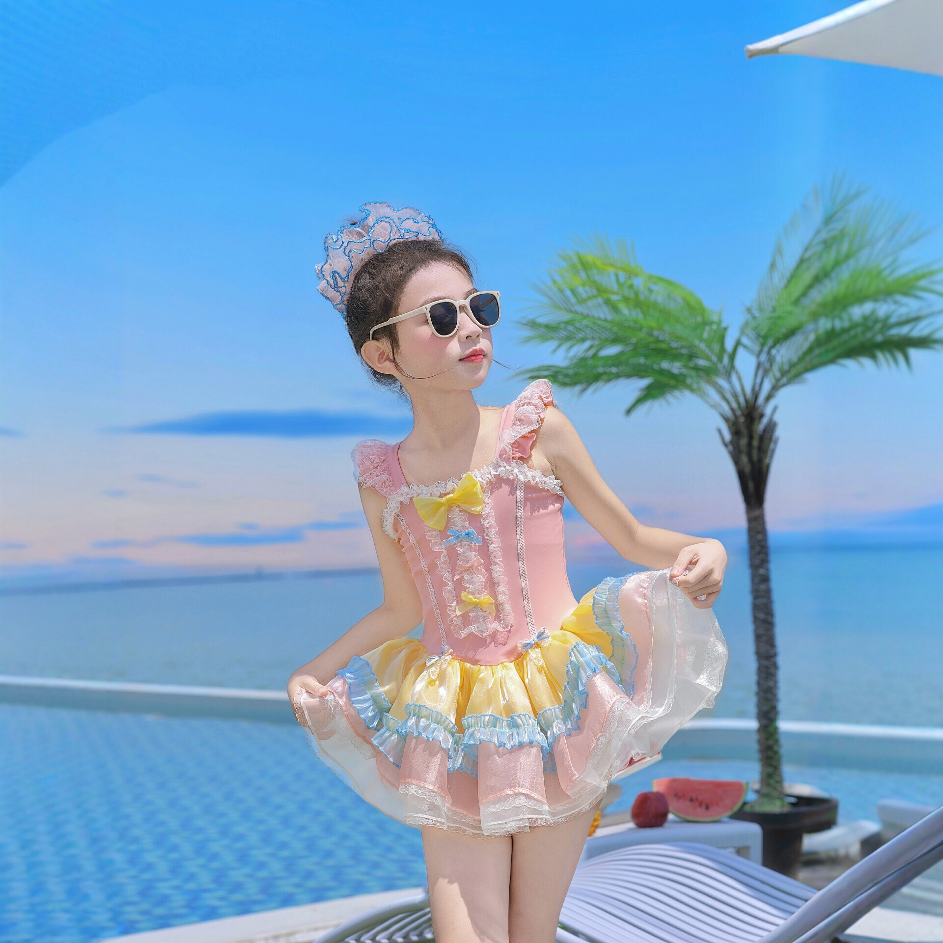 女童泳衣粉色甜美可爱泳服2026夏季新款女孩速干蕾丝连体泳装裙子
