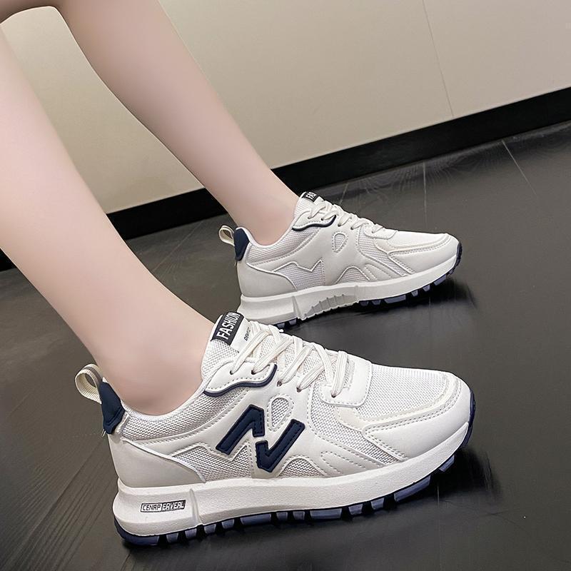 Ultra-light soft-soled German running shoes 轻软底德训跑步鞋
