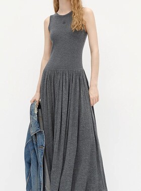 Low-waisted knitted vest sleeveless dress 低腰针织背心连衣裙