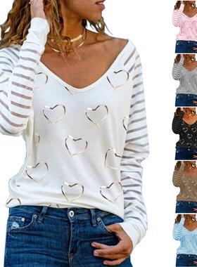 V-neck love print long-sleeved T-shirt  V领爱心印花长袖T恤