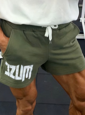 军绿色健身三分短裤美式休闲运动训练深蹲裤男夏季透气四分篮球裤