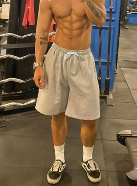 灰色美式休闲运动短裤男健身5分裤宽松直筒深蹲训练篮球裤棉夏季