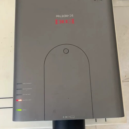 议价EIKI爱其高清投影机 型号LC-HDT700I