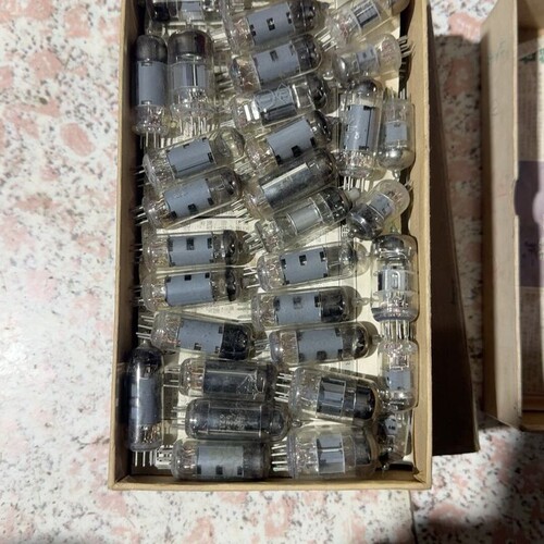 议价电子管一批，型号有6J4、6AK5、6554等，具体见图。部