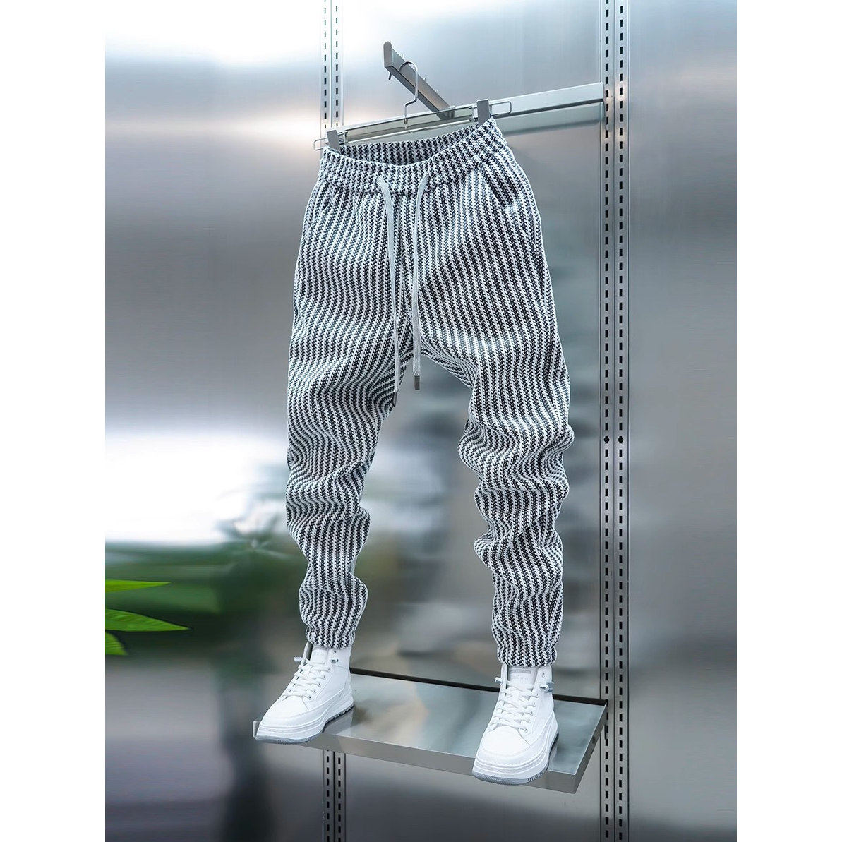 2025秋冬男士加绒百搭休闲裤时尚竖条纹束脚运动卫裤潮流小脚裤