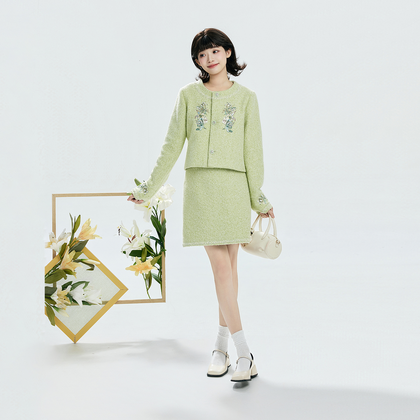 织造司[兰茵]新中式绣花小香风圆领对襟外套上衣A字裙短裙半身裙