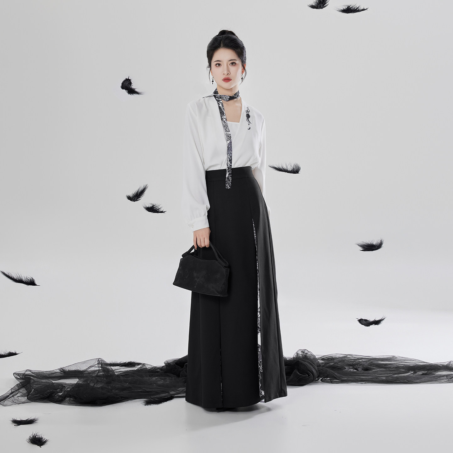 织造司[天鹅曲]新中式国风假两件刺绣衬衫改良裥裙a字半身裙套装