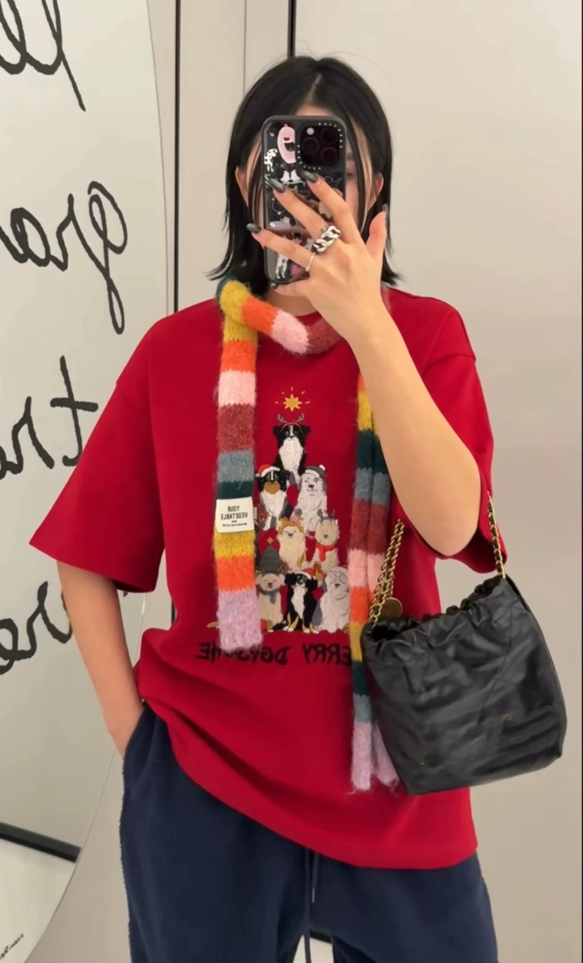 诗歌兰女装2026早春款 Z642潮流个性简约搭配条纹围巾小狗短袖T恤