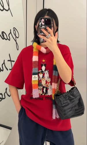 诗歌兰女装2026早春款 Z642潮流个性简约搭配条纹围巾小狗短袖T恤