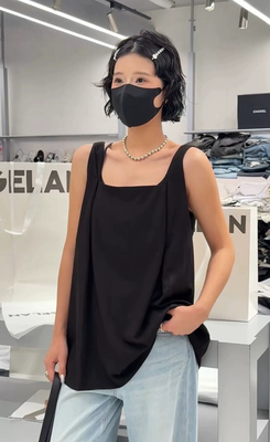 秒发诗歌兰2025夏新款 25089极简知性法式方领醋酸背心吊带上衣女