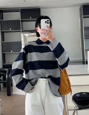 秒发 诗歌兰2025秋款 58458简约休闲运动风慵懒翻领条纹卫衣T恤女