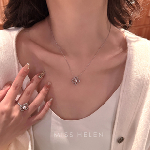 MISS HELEN 丝香轻奢四叶花项链女高级感锁骨链百搭时尚通勤单品