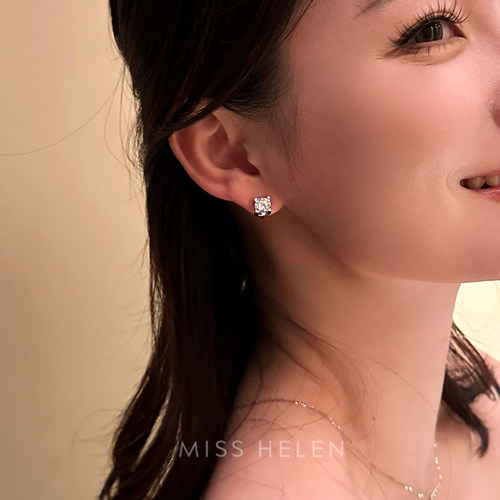 MISS HELEN 牛头莫桑钻一克拉耳钉女耳夹轻奢高级感百搭耐看耳饰
