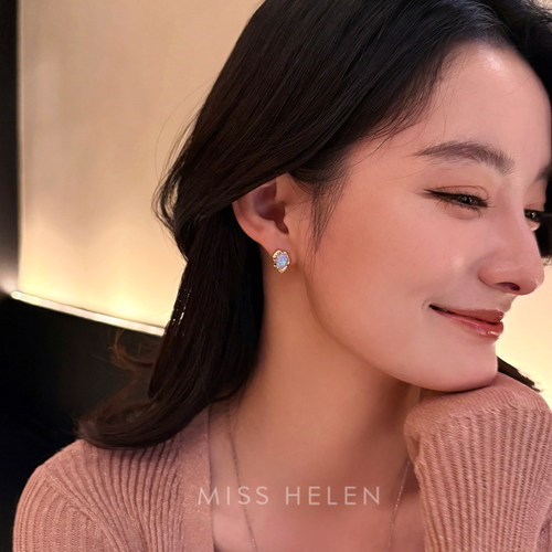 MISS HELEN秘境 仿欧泊耳钉女无痛耳夹小众轻奢高级感生日礼物