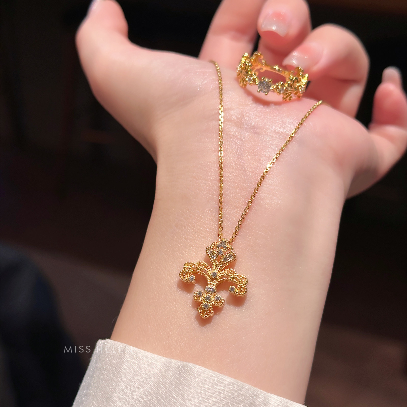 Miss Helen蕾丝鸢尾花」S925银项链女吊坠独特小众精致锁骨链气质,饰品/流行首饰/时尚饰品新,项链,淘宝优惠券,粉丝福利购,淘宝优惠卷