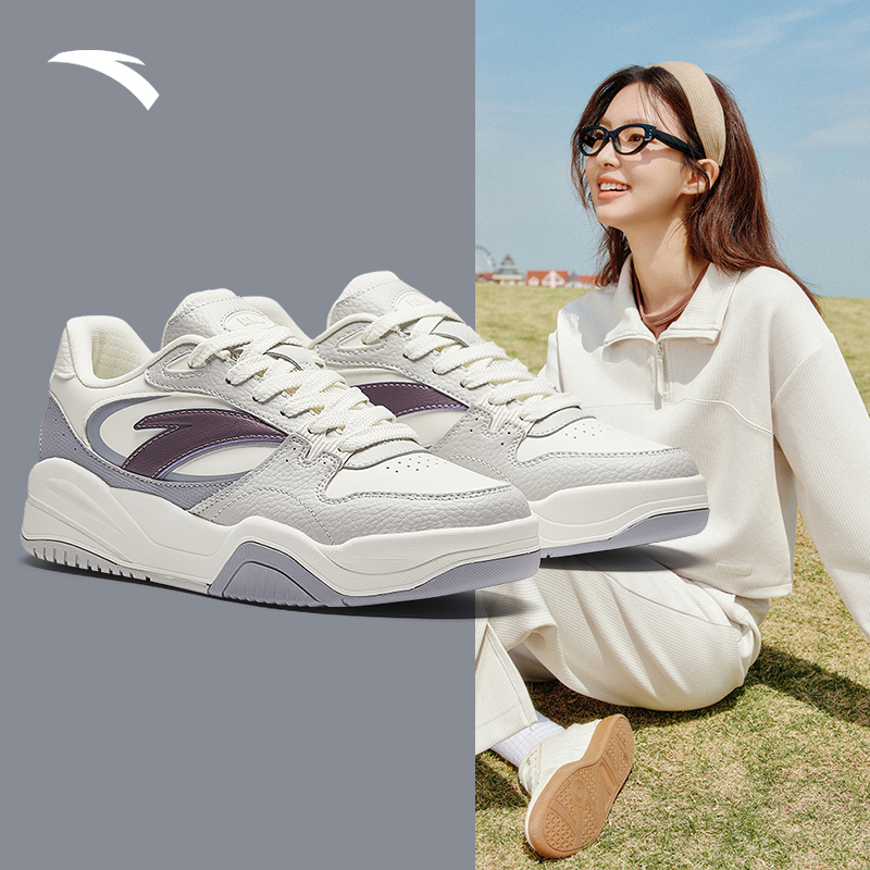 安踏经典潮流女子板鞋