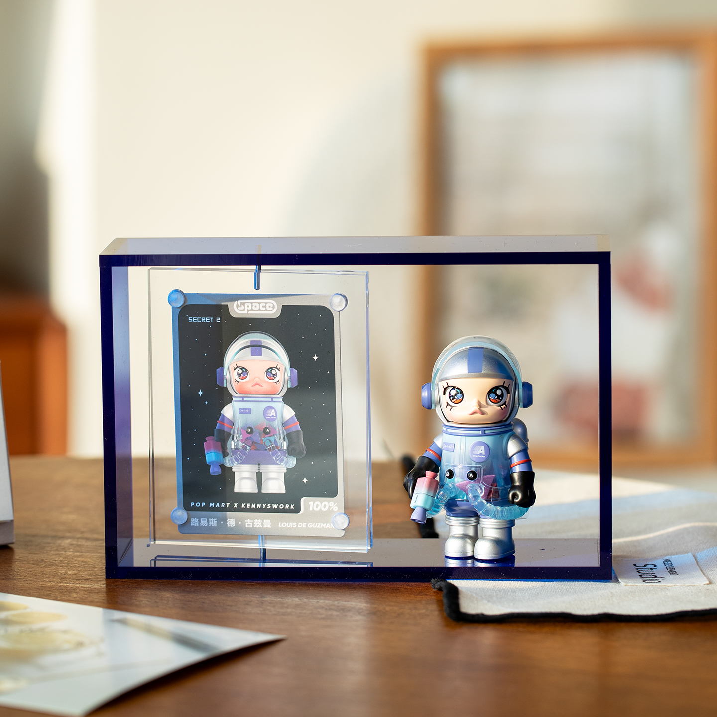 身份卡盲盒手办展示框中空亚克力