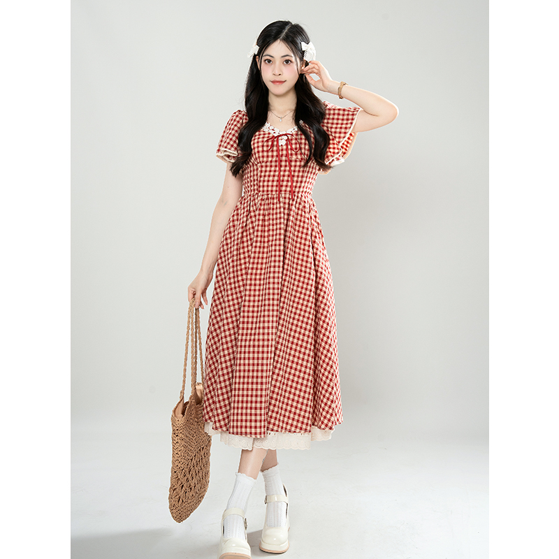 【梨甜醒】 2024法式温柔甜美风红格子连衣裙V领收腰短袖中长款裙