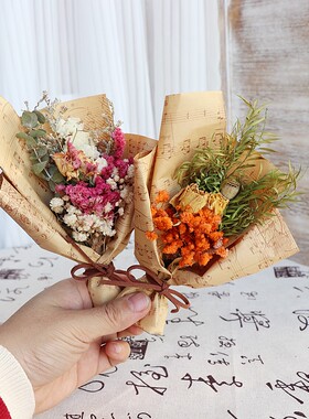 干花花束迷你小花束满天星玫瑰花