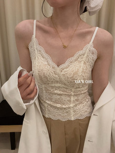 V领蕾丝背心收腰显瘦内搭外穿吊带打底带胸垫美背 CHARM FULL