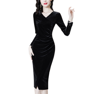 黑色金丝绒连衣裙女秋冬2025新款高端V领长袖包臀气质显瘦长裙子