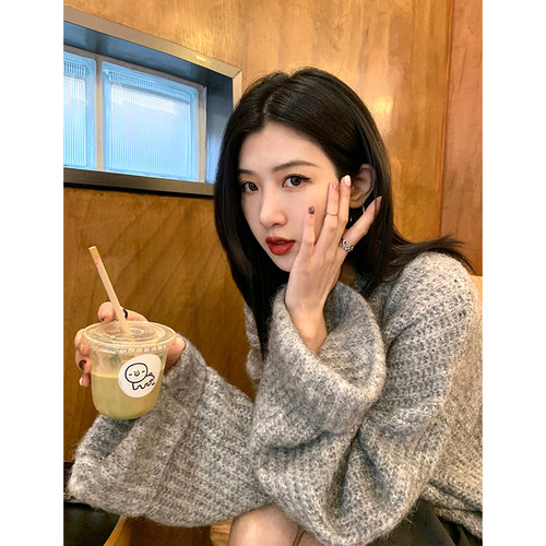 鲸鱼和玖灰色宽松毛衣女