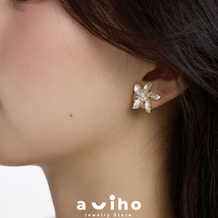 aviho 复古滴油立体鸢尾花瓣耳环金色高级小众设计925银针耳饰