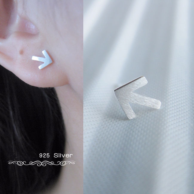 s925纯银耳钉箭头个性拉丝纯银耳