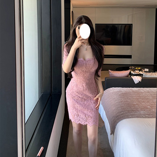 法式紫色优雅风气质修身中裙设计感U领显瘦包臀蕾丝连衣裙新款无