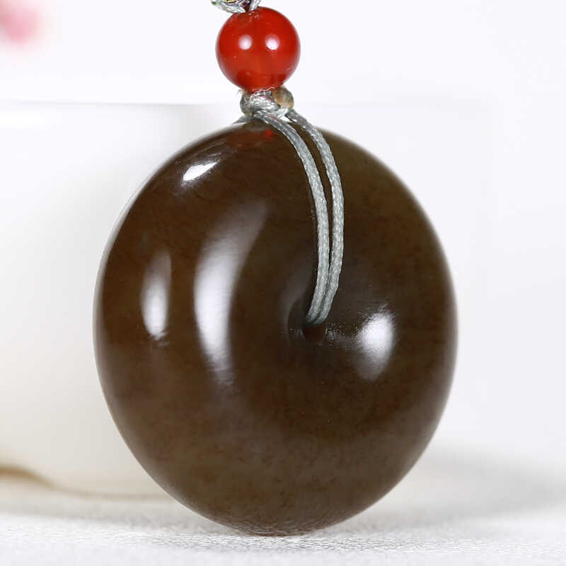 特润且末糖料挂件 和田玉糖玉吊坠平安扣男女款送人首先精品推荐