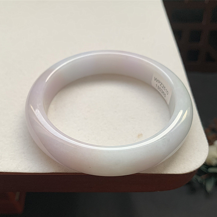 缅甸翡翠手镯A货55MM手镯粉紫色春彩细润玉手镯女款珠宝