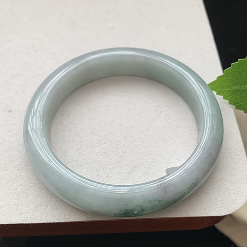缅甸翡翠手镯A货57.8MM蓝绿底色飘花细润玉手镯女款珠宝