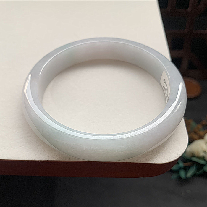 缅甸翡翠手镯A货62.8MM手镯细细润玉手镯女款珠宝