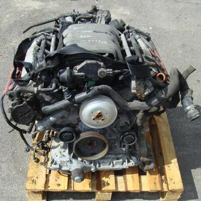 适用 奥迪 RS1 RS2 RS3 RS4 RS5 A6L C6(4F) BDW 2.4L 发动机总成