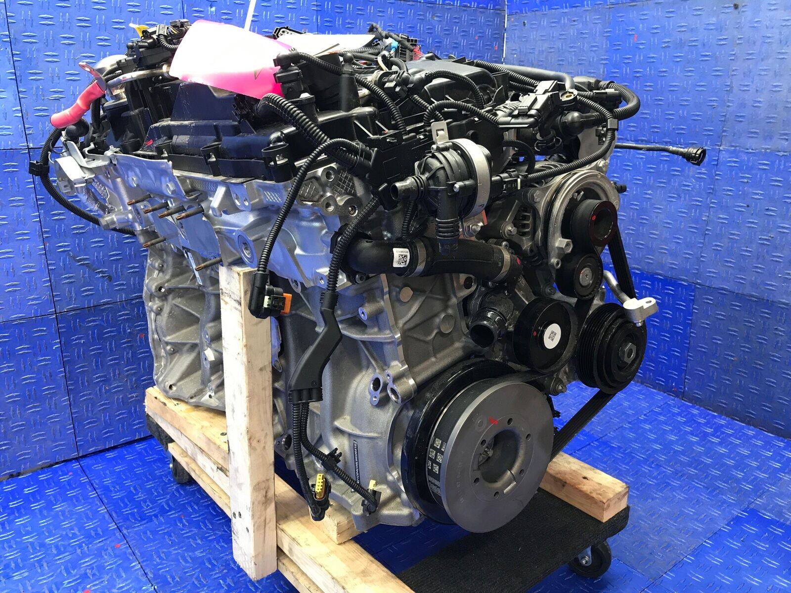 适用丰田普拉多supra b58 3.0t发动机缸盖曲轴飞轮中缸机油泵总成