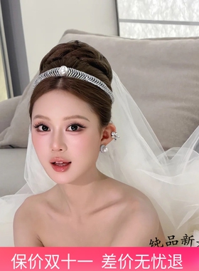 新娘缎面珍珠皇冠头饰婚礼生日