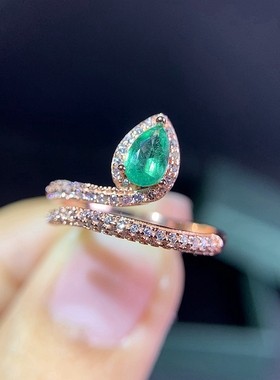 水滴时尚个性风镶嵌祖母绿银戒指