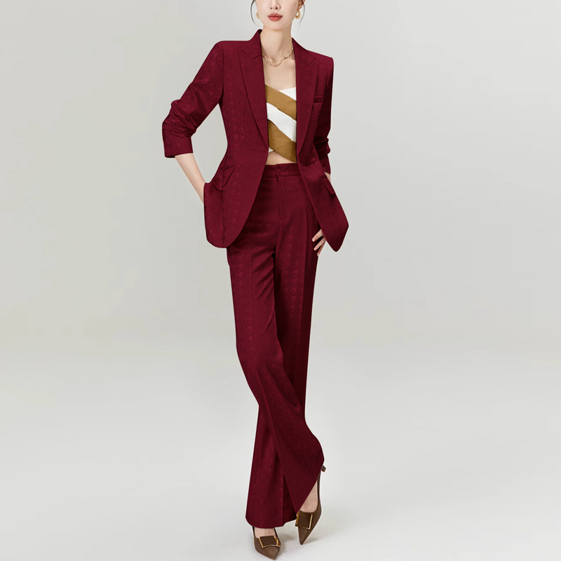 2025早春新款西装外套休闲西服韩版修身收腰女装套装轻奢高级感潮