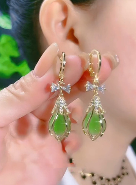 蝴蝶结绿色花朵耳扣耳环女防丢设计感网红百搭耳饰2022新款防过敏