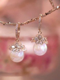 桃花朵朵人鱼珠耳扣耳环女2022新款银针防过敏耳饰网红百搭耳坠潮