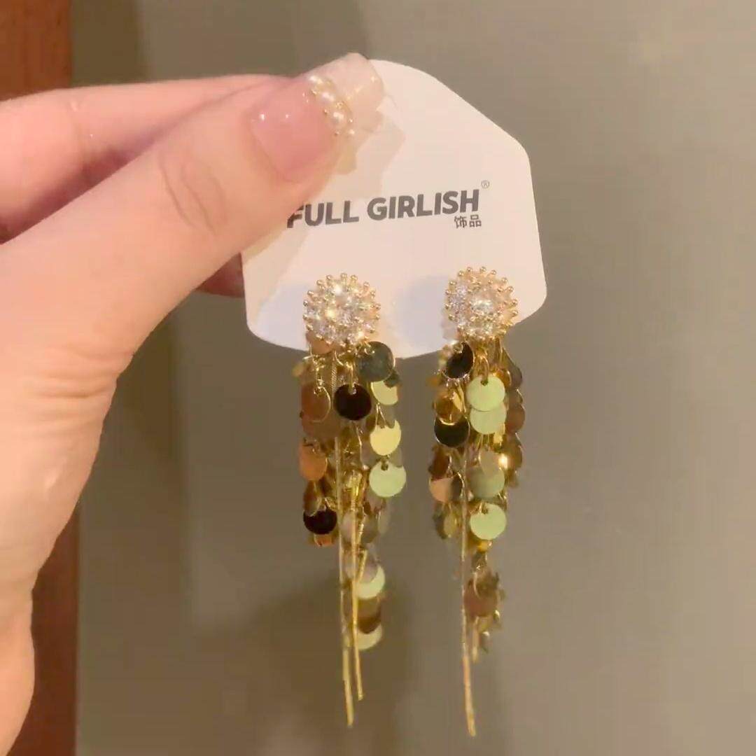金色爆闪波光粼粼亮片流苏耳钉耳环女2024秋冬新款设计感夸张耳坠,饰品/流行首饰/时尚饰品新,耳环,淘宝优惠券,粉丝福利购,淘宝优惠卷