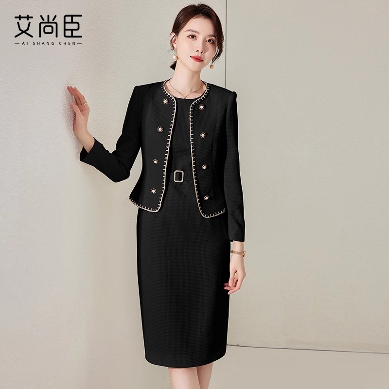 高级感黑色小香风套装裙女